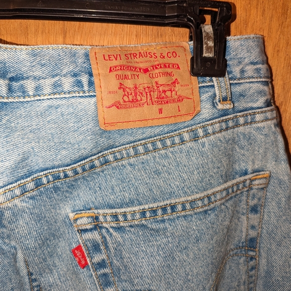 Levi 550 jeans 36x30 - Picture 4 of 4